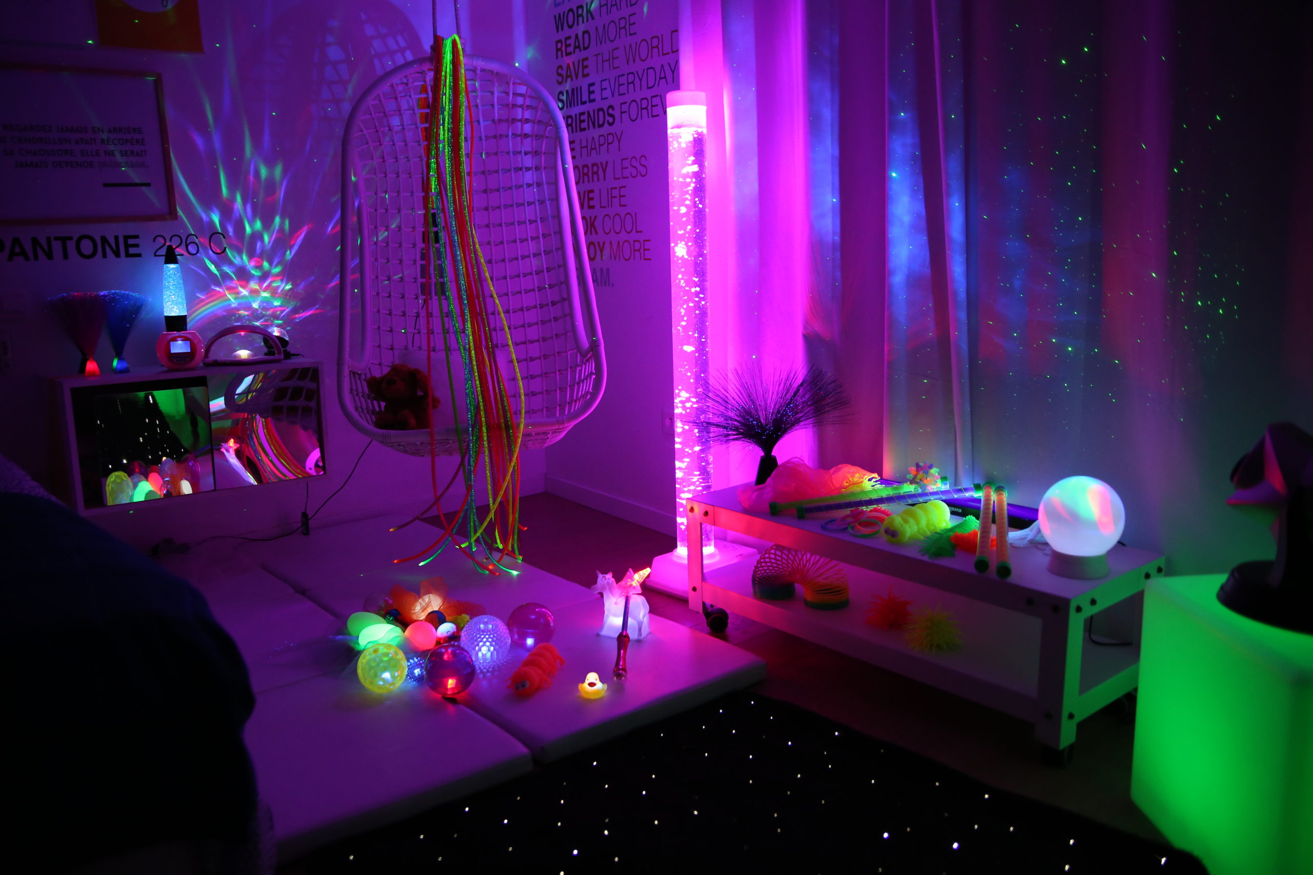 Une chambre sensorielle à la maison pour Noël ! - Blog Hop'Toys