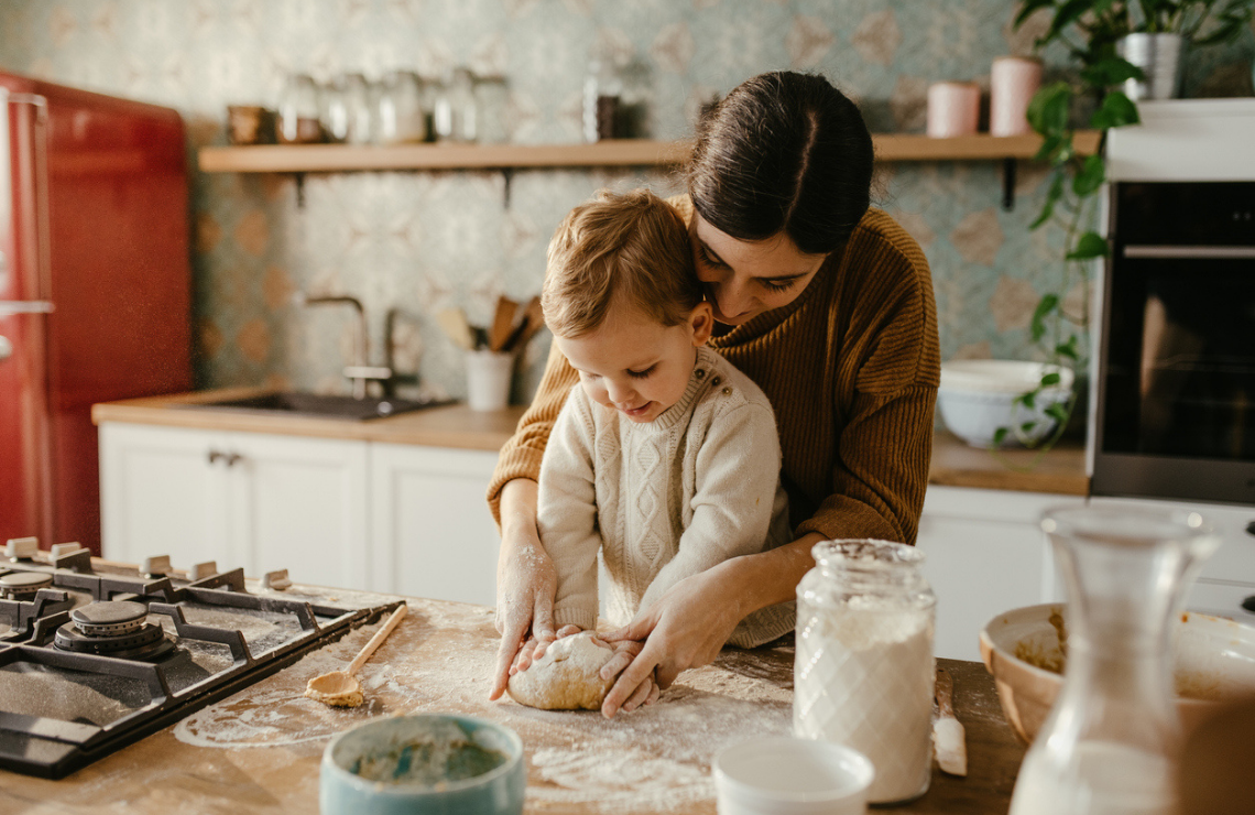 5 bonnes raisons de cuisiner avec les enfants - Blog Hop'Toys