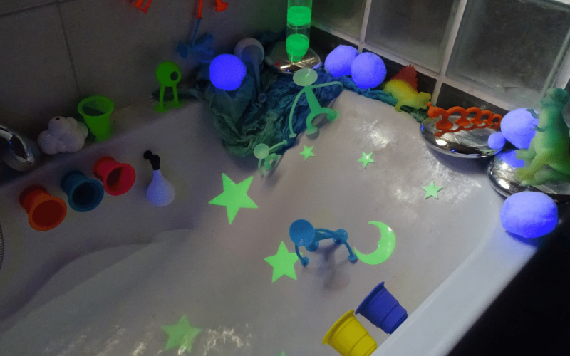 Ensemble de jouets pour le bain bébé ( motricité / sensoriel
